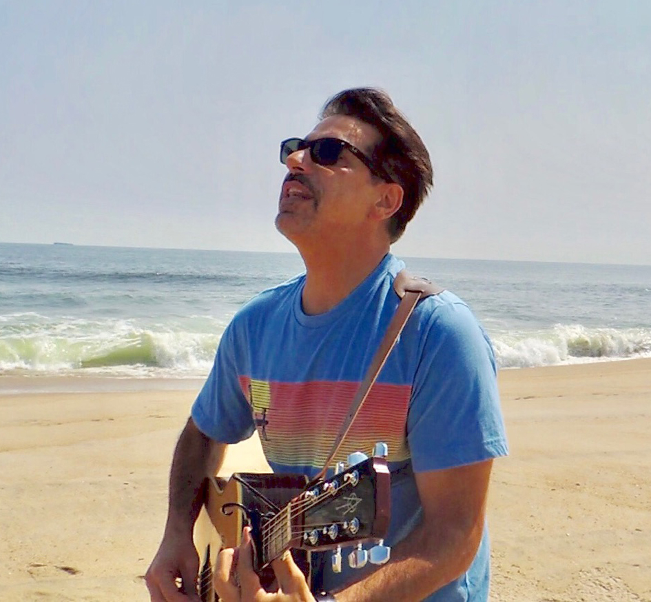 Photo of Gregg Cagno - Singer/Songwriter/Guitarist